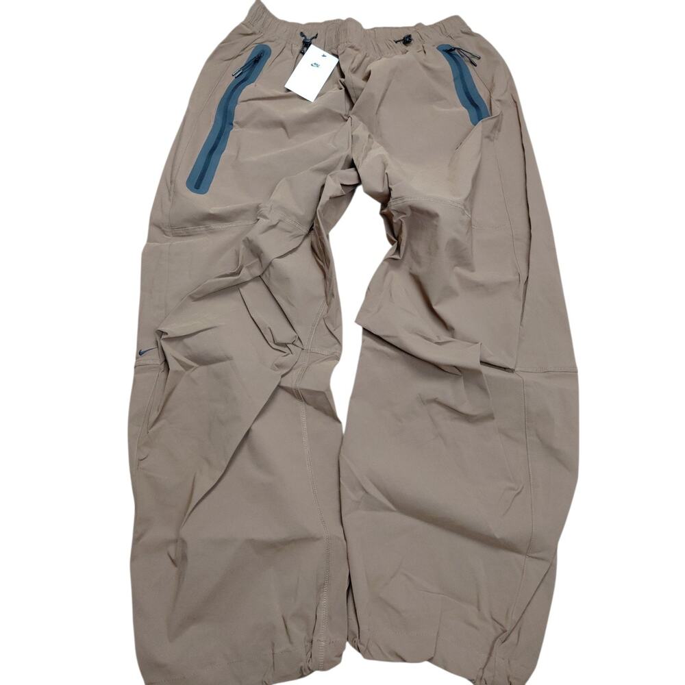 Nike Tech Size Large Woven Oversized Pants Brown Black HM7158-235 Men’s - Picture 3 of 10
